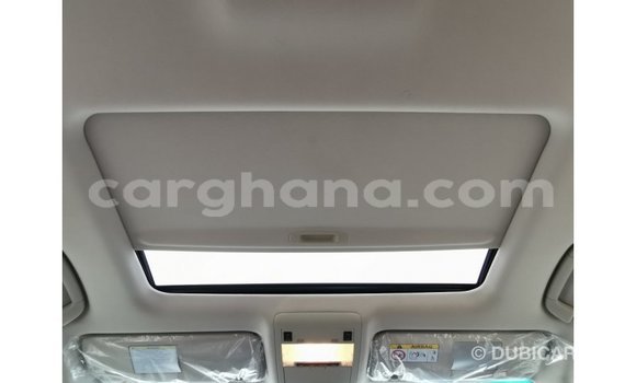 Buy Import Toyota Land Cruiser White Car in Import - Dubai in Ashanti Buy Import Toyota Land Cruiser White Car in Import - Dubai in Ashanti