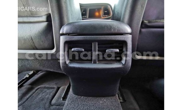 Ra Imported Dodge Challenger funfun Ọkọ̀ in Import - Dubai ni Ashanti Ra Imported Dodge Challenger funfun Ọkọ̀ in Import - Dubai ni Ashanti