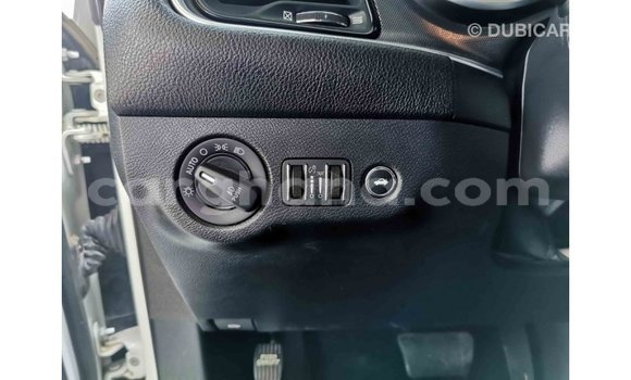 Ra Imported Dodge Challenger funfun Ọkọ̀ in Import - Dubai ni Ashanti Ra Imported Dodge Challenger funfun Ọkọ̀ in Import - Dubai ni Ashanti