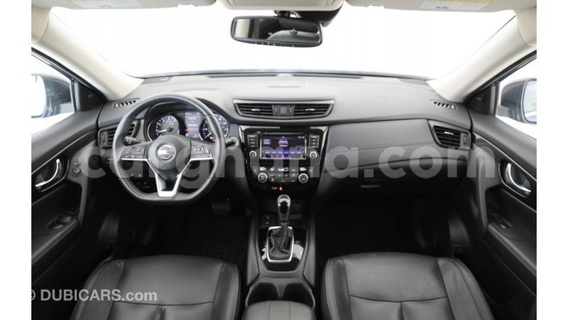 Big with watermark nissan rogue ashanti import dubai 17361