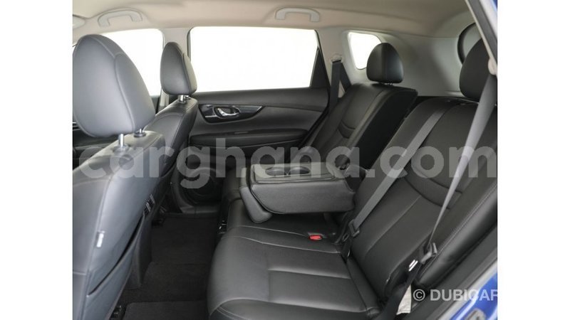 Big with watermark nissan rogue ashanti import dubai 17361