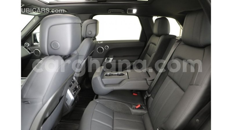 Big with watermark land rover range rover ashanti import dubai 17363