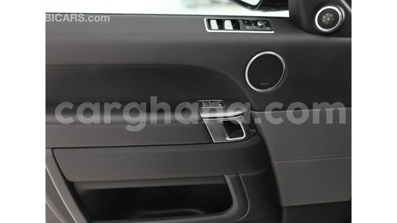 Big with watermark land rover range rover ashanti import dubai 17363