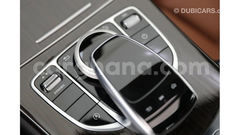 Big with watermark mercedes benz a200 ashanti import dubai 17362