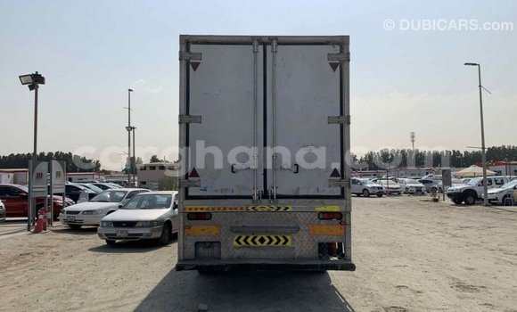 Ra Imported Mitsubishi i funfun Ọkọ̀ in Import - Dubai ni Ashanti Ra Imported Mitsubishi i funfun Ọkọ̀ in Import - Dubai ni Ashanti