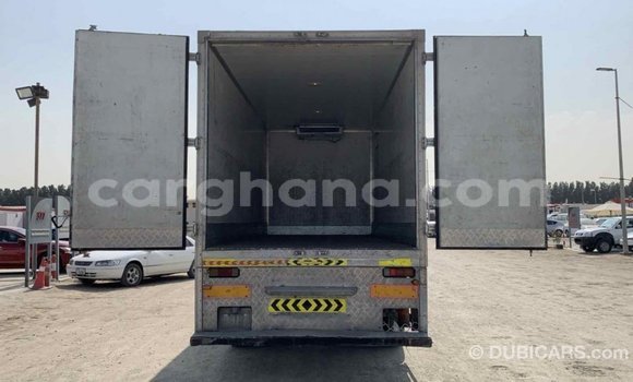 Ra Imported Mitsubishi i funfun Ọkọ̀ in Import - Dubai ni Ashanti Ra Imported Mitsubishi i funfun Ọkọ̀ in Import - Dubai ni Ashanti