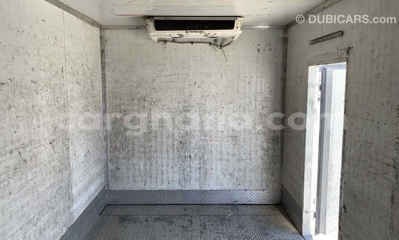 Ra Imported Mitsubishi i funfun Ọkọ̀ in Import - Dubai ni Ashanti Ra Imported Mitsubishi i funfun Ọkọ̀ in Import - Dubai ni Ashanti