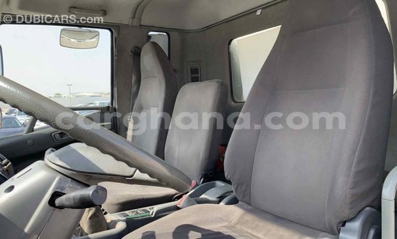 Ra Imported Mitsubishi i funfun Ọkọ̀ in Import - Dubai ni Ashanti Ra Imported Mitsubishi i funfun Ọkọ̀ in Import - Dubai ni Ashanti