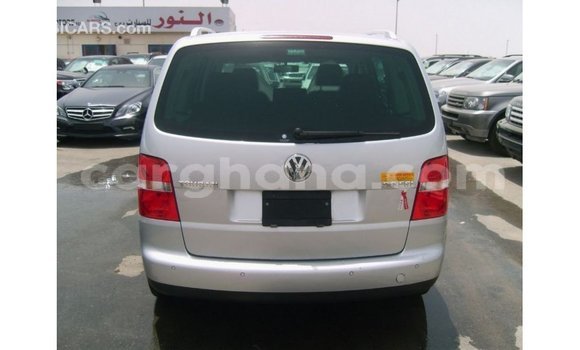 Sayi Imported Volkswagen Touran Sauran Mota in Import - Dubai a Ashanti Sayi Imported Volkswagen Touran Sauran Mota in Import - Dubai a Ashanti