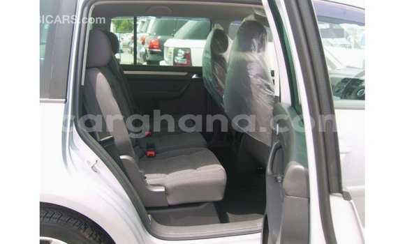 Sayi Imported Volkswagen Touran Sauran Mota in Import - Dubai a Ashanti Sayi Imported Volkswagen Touran Sauran Mota in Import - Dubai a Ashanti