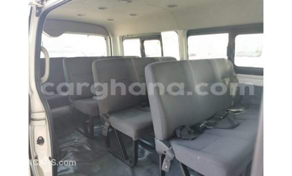 Ra Imported Toyota Hiace funfun Ọkọ̀ in Import - Dubai ni Ashanti Ra Imported Toyota Hiace funfun Ọkọ̀ in Import - Dubai ni Ashanti