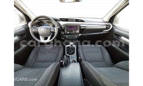 Buy Import Toyota Hilux White Car in Import - Dubai in Ashanti Buy Import Toyota Hilux White Car in Import - Dubai in Ashanti