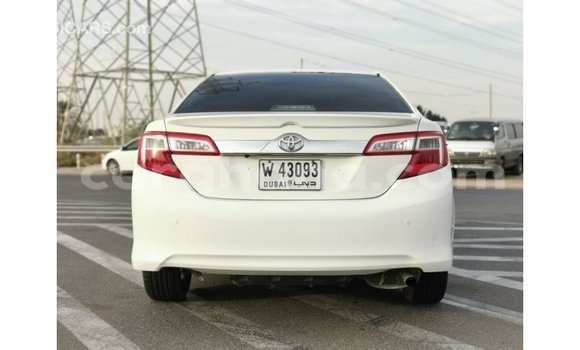 Buy Import Toyota Camry White Car in Import - Dubai in Ashanti Buy Import Toyota Camry White Car in Import - Dubai in Ashanti