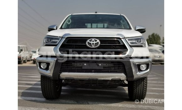 Buy Import Toyota Hilux White Car in Import - Dubai in Ashanti Buy Import Toyota Hilux White Car in Import - Dubai in Ashanti
