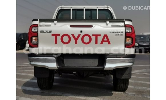 Buy Import Toyota Hilux White Car in Import - Dubai in Ashanti Buy Import Toyota Hilux White Car in Import - Dubai in Ashanti