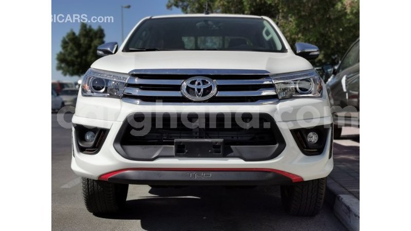 Big with watermark toyota hilux ashanti import dubai 17411