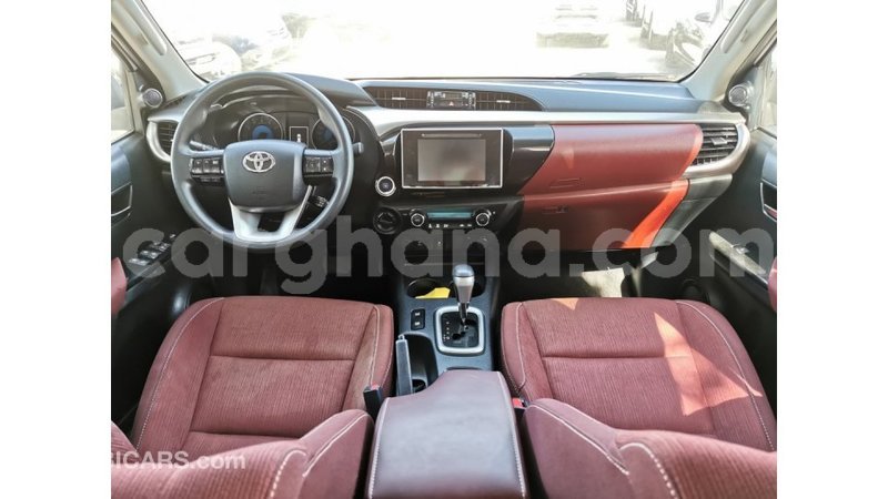 Big with watermark toyota hilux ashanti import dubai 17411