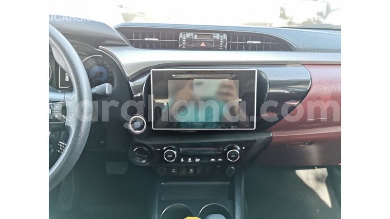 Big with watermark toyota hilux ashanti import dubai 17411