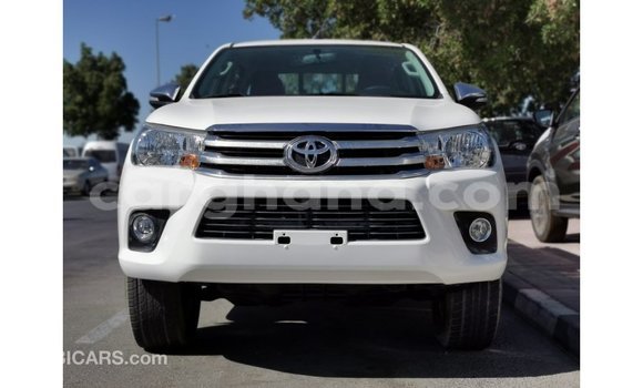 Buy Import Toyota Hilux White Car in Import - Dubai in Ashanti Buy Import Toyota Hilux White Car in Import - Dubai in Ashanti