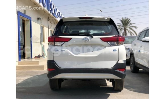 Ra Imported Toyota Rush funfun Ọkọ̀ in Import - Dubai ni Ashanti Ra Imported Toyota Rush funfun Ọkọ̀ in Import - Dubai ni Ashanti