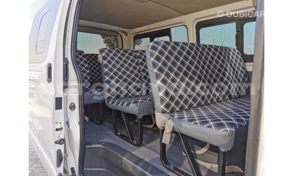 Sayi Imported Toyota Hiace White Mota in Import - Dubai a Ashanti Sayi Imported Toyota Hiace White Mota in Import - Dubai a Ashanti