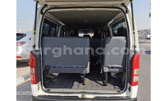 Sayi Imported Toyota Hiace White Mota in Import - Dubai a Ashanti Sayi Imported Toyota Hiace White Mota in Import - Dubai a Ashanti