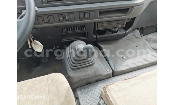 Sayi Imported Toyota Coaster White Mota in Import - Dubai a Ashanti Sayi Imported Toyota Coaster White Mota in Import - Dubai a Ashanti
