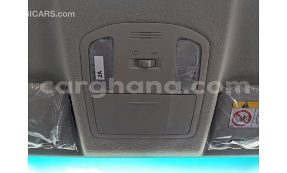 Sayi Imported Toyota Hilux White Mota in Import - Dubai a Ashanti Sayi Imported Toyota Hilux White Mota in Import - Dubai a Ashanti