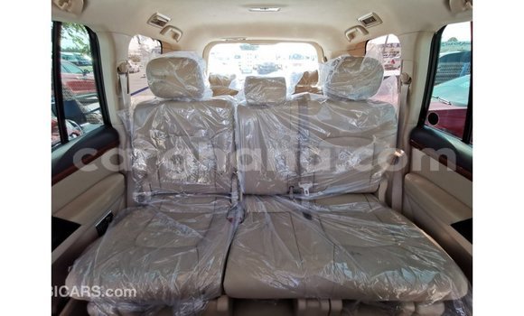 Buy Import Toyota Land Cruiser White Car in Import - Dubai in Ashanti Buy Import Toyota Land Cruiser White Car in Import - Dubai in Ashanti