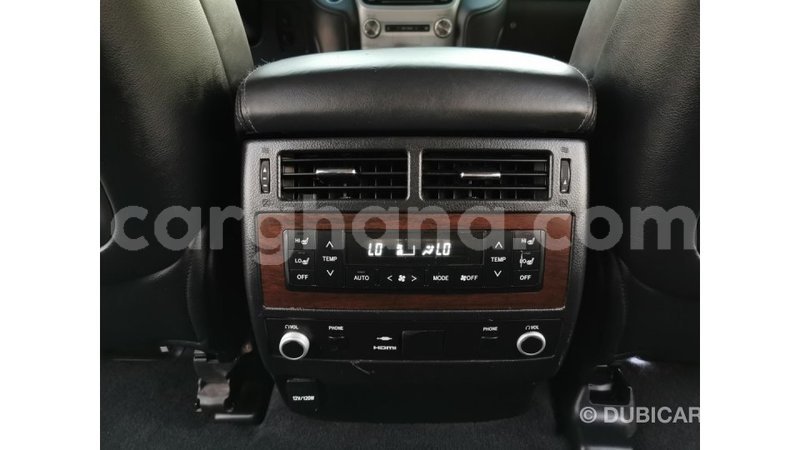 Big with watermark toyota land cruiser ashanti import dubai 17446