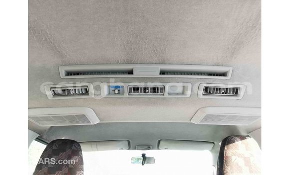 Sayi Imported Toyota Hiace White Mota in Import - Dubai a Ashanti Sayi Imported Toyota Hiace White Mota in Import - Dubai a Ashanti