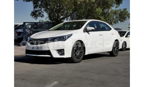 Buy Import Toyota Corolla White Car in Import - Dubai in Ashanti Buy Import Toyota Corolla White Car in Import - Dubai in Ashanti