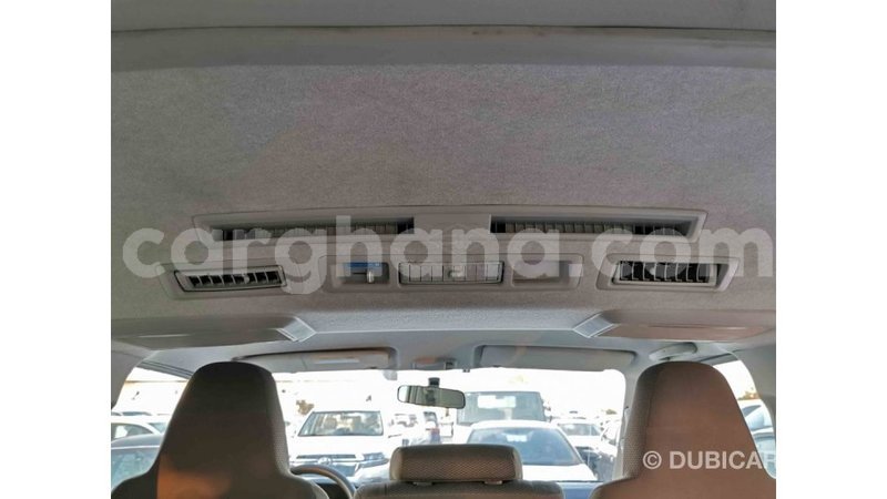 Big with watermark toyota hiace ashanti import dubai 17462