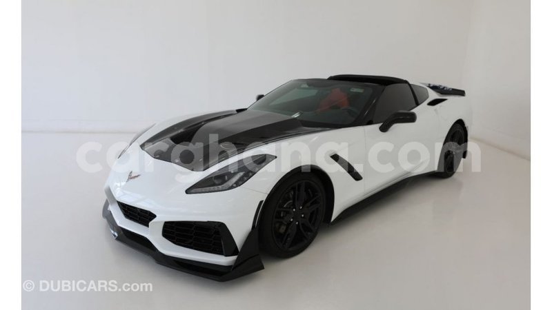 Big with watermark chevrolet corvette ashanti import dubai 17483