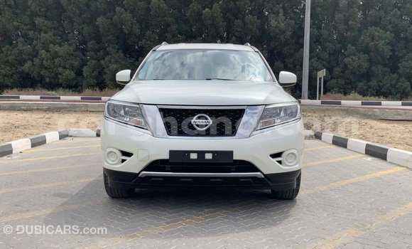 Buy Import Nissan Pathfinder White Car in Import - Dubai in Ashanti Buy Import Nissan Pathfinder White Car in Import - Dubai in Ashanti