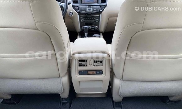 Buy Import Nissan Pathfinder White Car in Import - Dubai in Ashanti Buy Import Nissan Pathfinder White Car in Import - Dubai in Ashanti