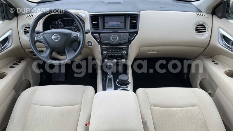 Big with watermark nissan pathfinder ashanti import dubai 17489