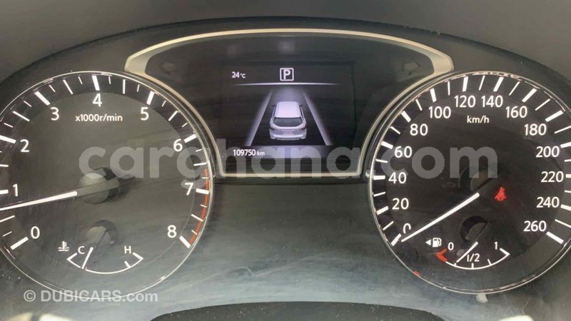 Big with watermark nissan pathfinder ashanti import dubai 17489