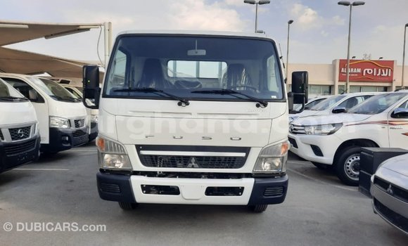 Sayi Imported Mitsubishi Carisma White Mota in Import - Dubai a Ashanti Sayi Imported Mitsubishi Carisma White Mota in Import - Dubai a Ashanti