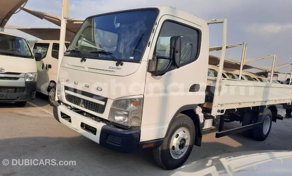 Sayi Imported Mitsubishi Carisma White Mota in Import - Dubai a Ashanti Sayi Imported Mitsubishi Carisma White Mota in Import - Dubai a Ashanti