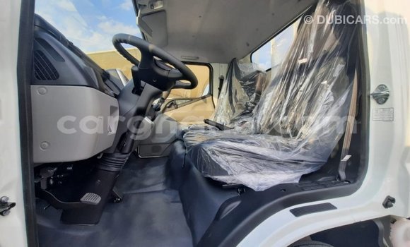 Sayi Imported Mitsubishi Carisma White Mota in Import - Dubai a Ashanti Sayi Imported Mitsubishi Carisma White Mota in Import - Dubai a Ashanti