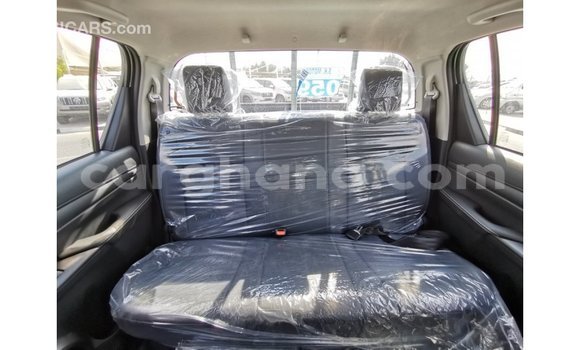 Ra Imported Toyota Hilux funfun Ọkọ̀ in Import - Dubai ni Ashanti Ra Imported Toyota Hilux funfun Ọkọ̀ in Import - Dubai ni Ashanti