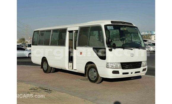 Buy Import Toyota Coaster White Car in Import - Dubai in Ashanti Buy Import Toyota Coaster White Car in Import - Dubai in Ashanti