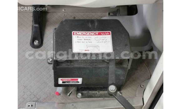 Buy Import Toyota Coaster White Car in Import - Dubai in Ashanti Buy Import Toyota Coaster White Car in Import - Dubai in Ashanti