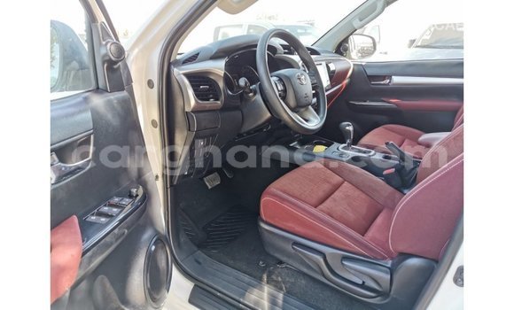 Ra Imported Toyota Hilux funfun Ọkọ̀ in Import - Dubai ni Ashanti Ra Imported Toyota Hilux funfun Ọkọ̀ in Import - Dubai ni Ashanti