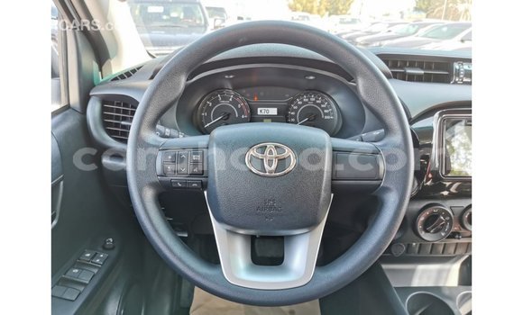 Ra Imported Toyota Hilux funfun Ọkọ̀ in Import - Dubai ni Ashanti Ra Imported Toyota Hilux funfun Ọkọ̀ in Import - Dubai ni Ashanti