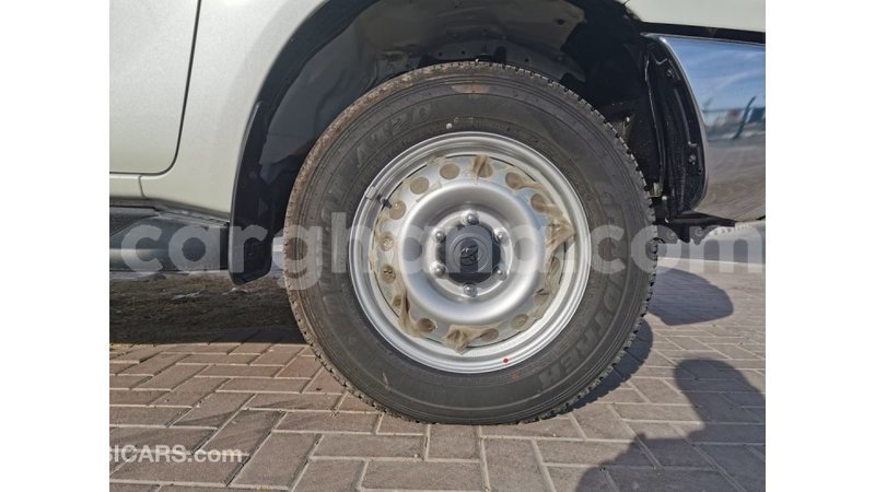 Big with watermark toyota hilux ashanti import dubai 17513