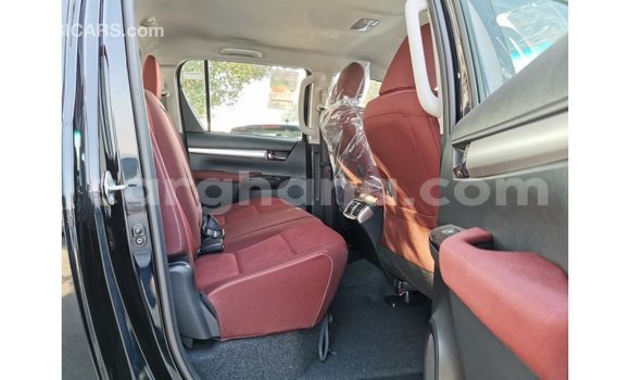 Sayi Imported Toyota Hilux Black Mota in Import - Dubai a Ashanti Sayi Imported Toyota Hilux Black Mota in Import - Dubai a Ashanti