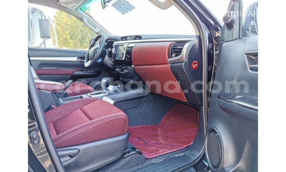 Buy Import Toyota Hilux Black Car in Import - Dubai in Ashanti Buy Import Toyota Hilux Black Car in Import - Dubai in Ashanti