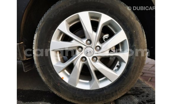 Sayi Imported Hyundai Tucson Blue Mota in Import - Dubai a Ashanti Sayi Imported Hyundai Tucson Blue Mota in Import - Dubai a Ashanti